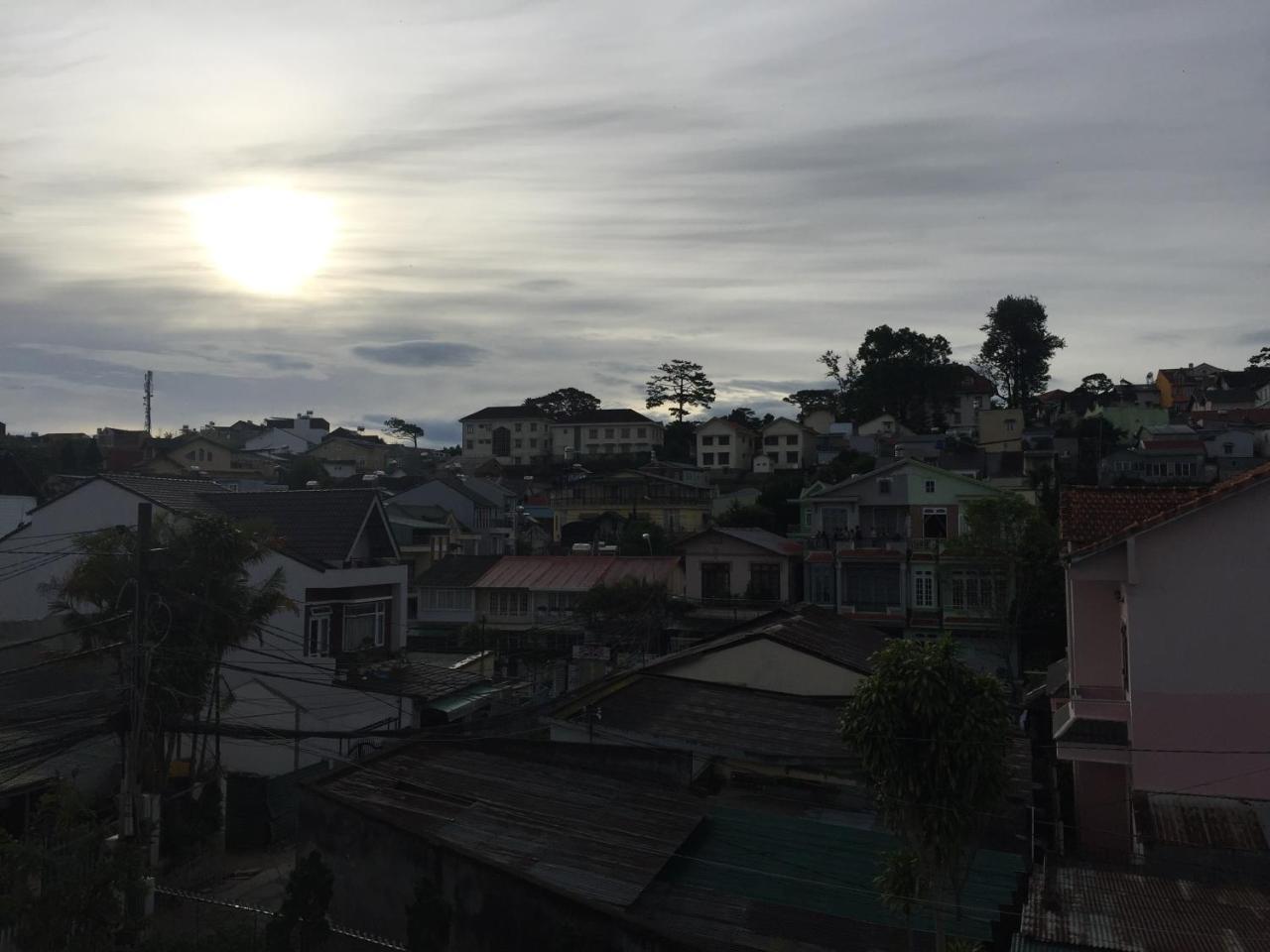 Nha Tim Homestay Далат Экстерьер фото